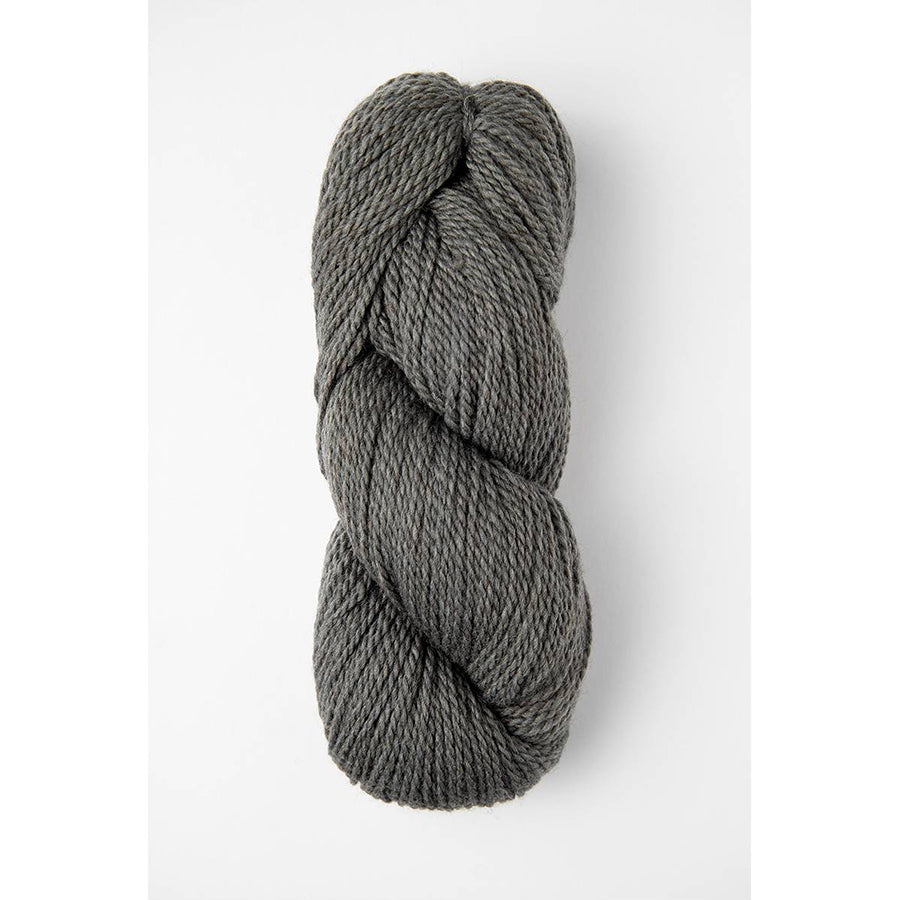 A skein of Amano Riti Avalanche in slate grey